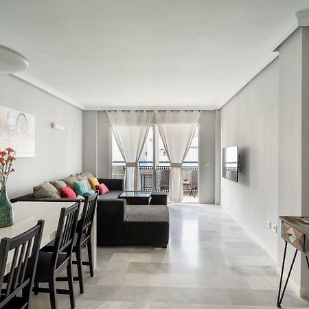Arcos Beach Infostays - Free Parking Malaga Luaran gambar