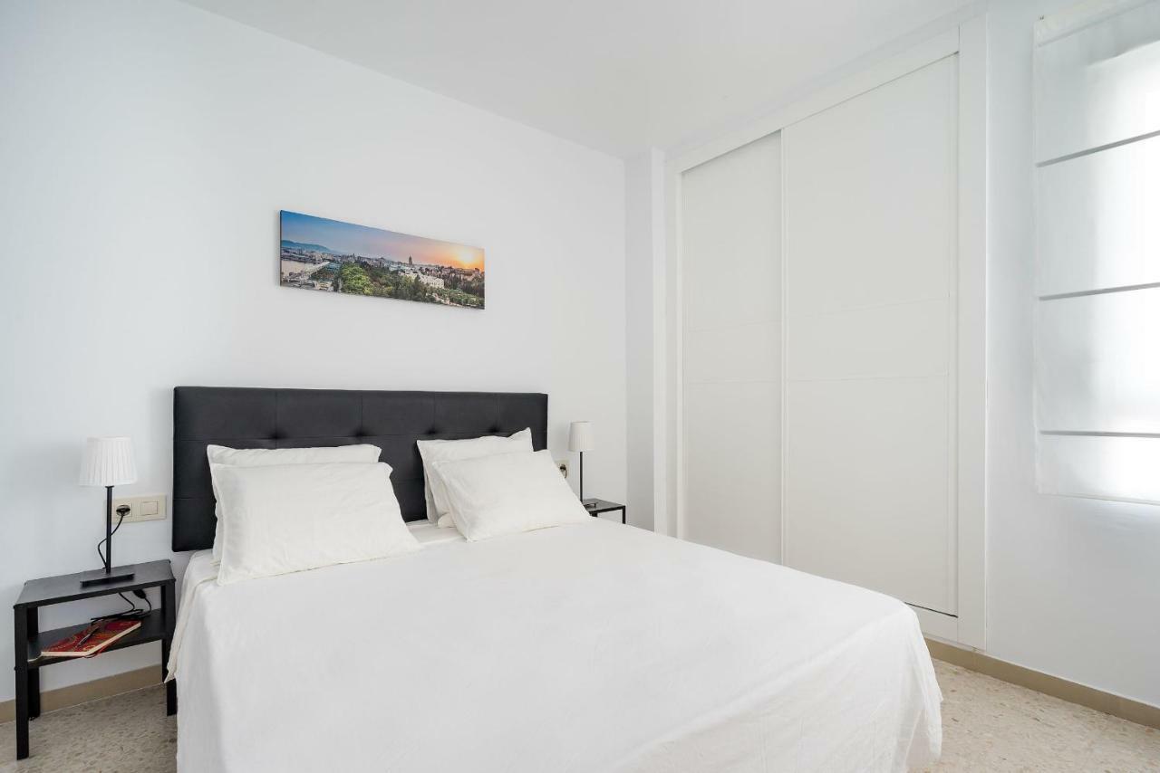 Arcos Beach Infostays - Free Parking Malaga Luaran gambar