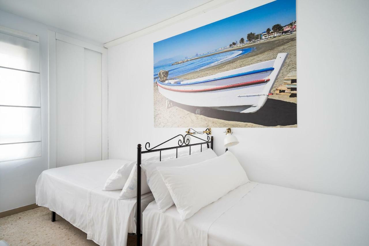 Arcos Beach Infostays - Free Parking Malaga Luaran gambar
